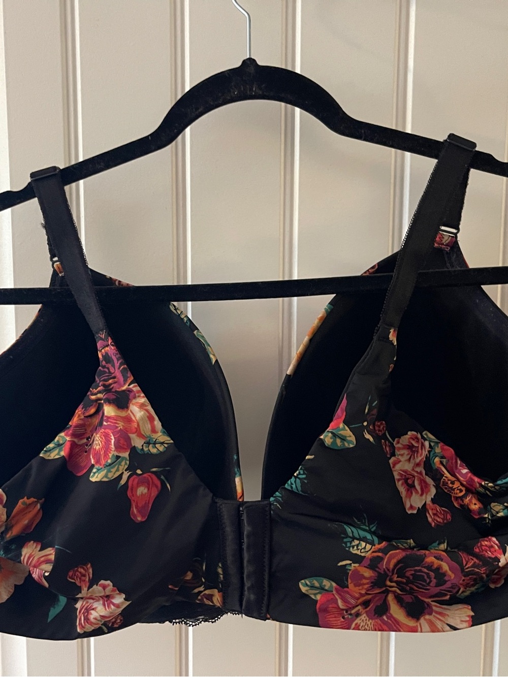 Floral Molded Black T-Shirt Bra - Women Intimates - Picture 3 of 5